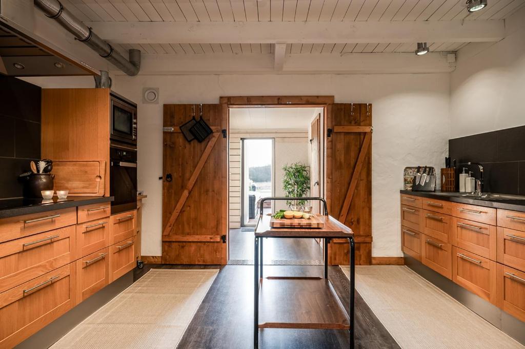 Unique Rustic Property In Skane Linderod Exterior foto